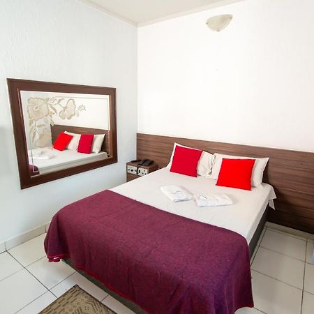Hotel Cambara Osasco Esterno foto