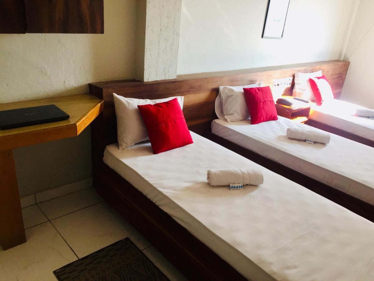 Hotel Cambara Osasco Esterno foto